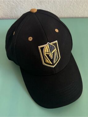 Vegas Golden Knights Black and Gold Team Crest Baseball Cap NHL Hockey Hat